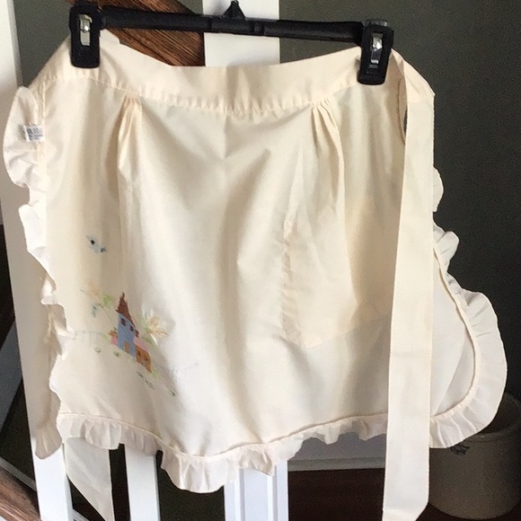 Beautiful vintage apron - Picture 4 of 6
